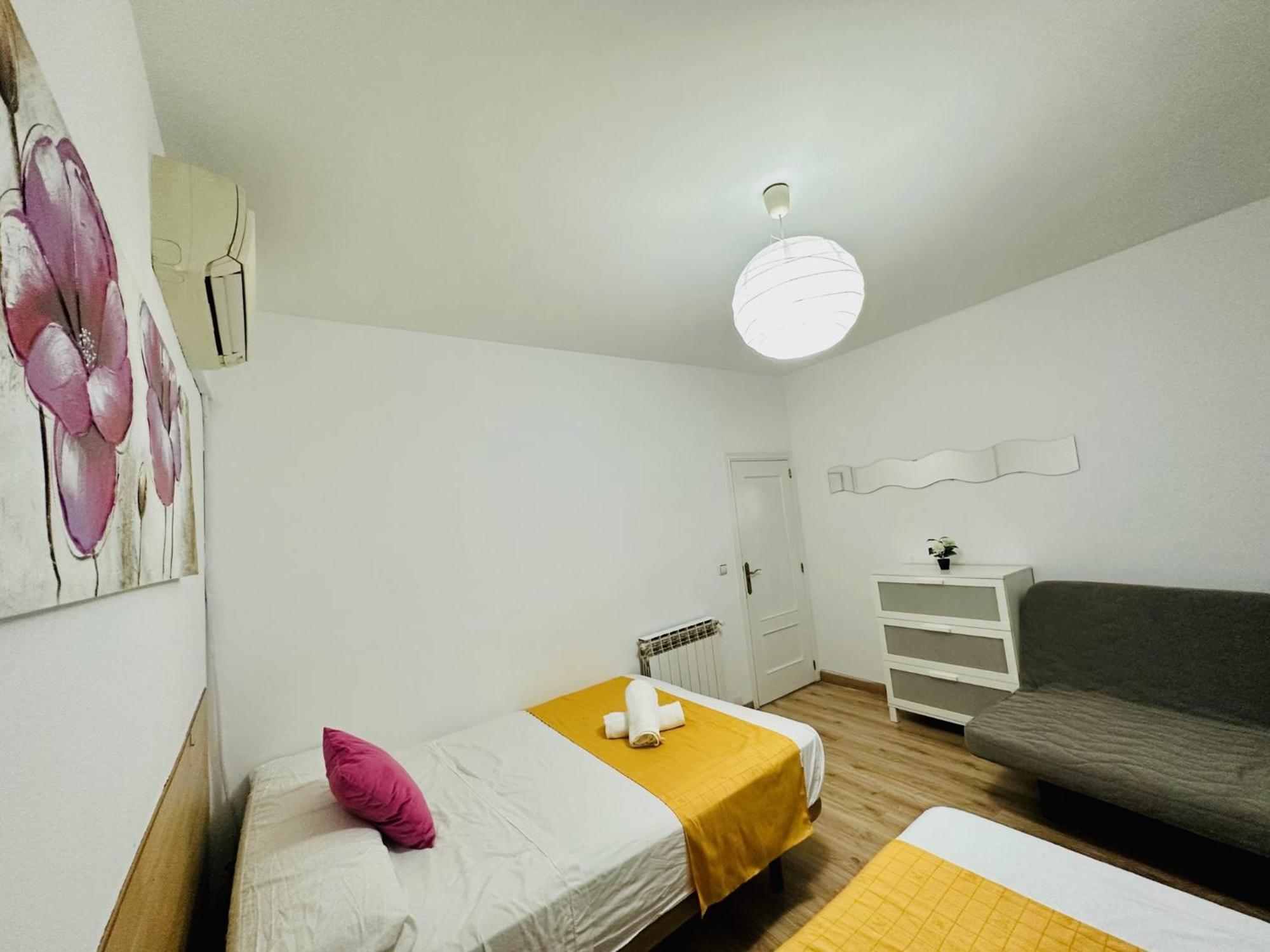 Rooms In Madrid Downtown Екстер'єр фото